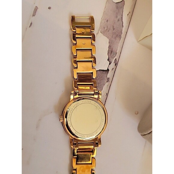 Michael Kors MK3207 Runway Rose Gold Stainless Steel Women's Watch - Picture 8 of 8